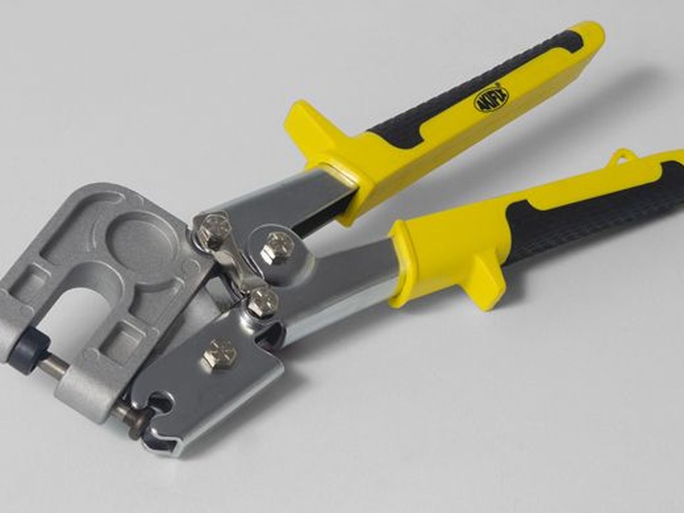 Akifix BEST one-hand stud crimper, for sale in Paphos